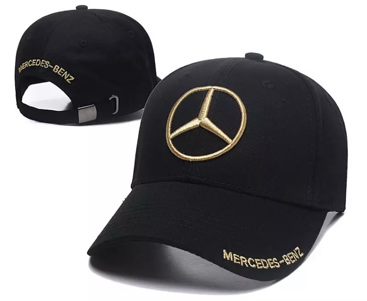 Mercedes černo/zlatá kšiltovka