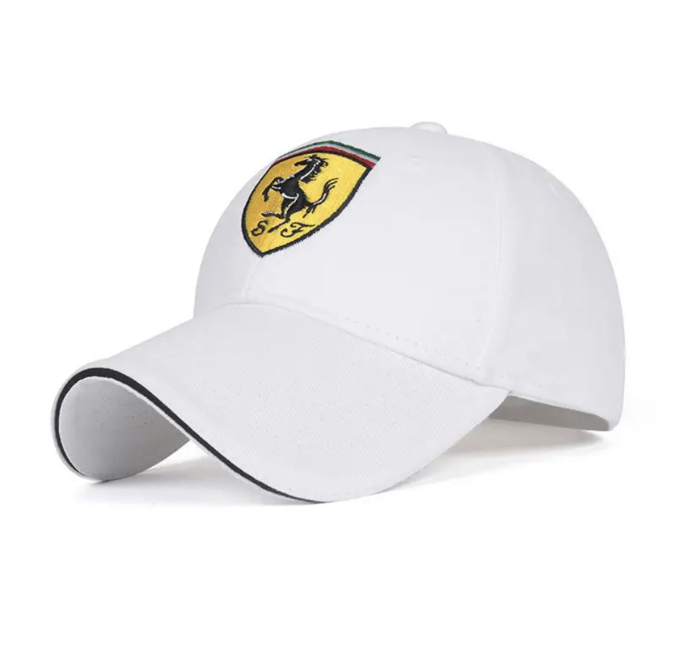 Ferrari bílá kšiltovka
