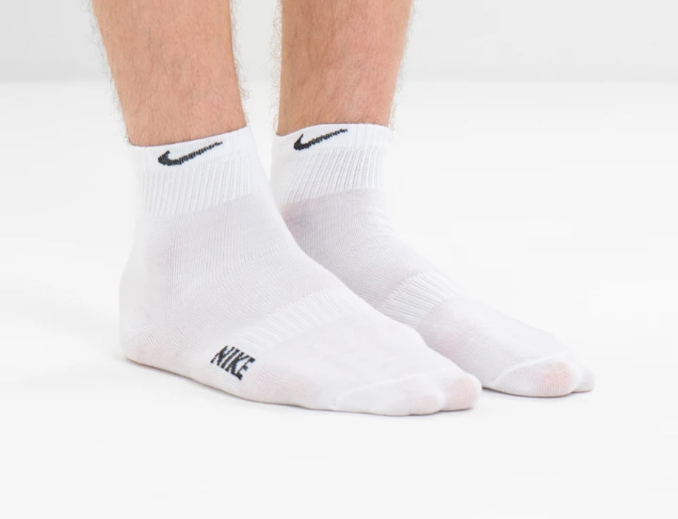 Kotníkové ponožky Nike vel. 40-45