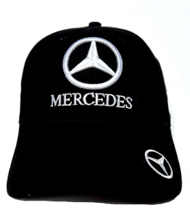 Mercedes černá kšiltovka s logem na kšiltu